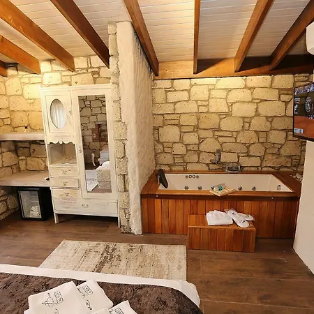 Bed & Breakfast La Bien Alaçatı